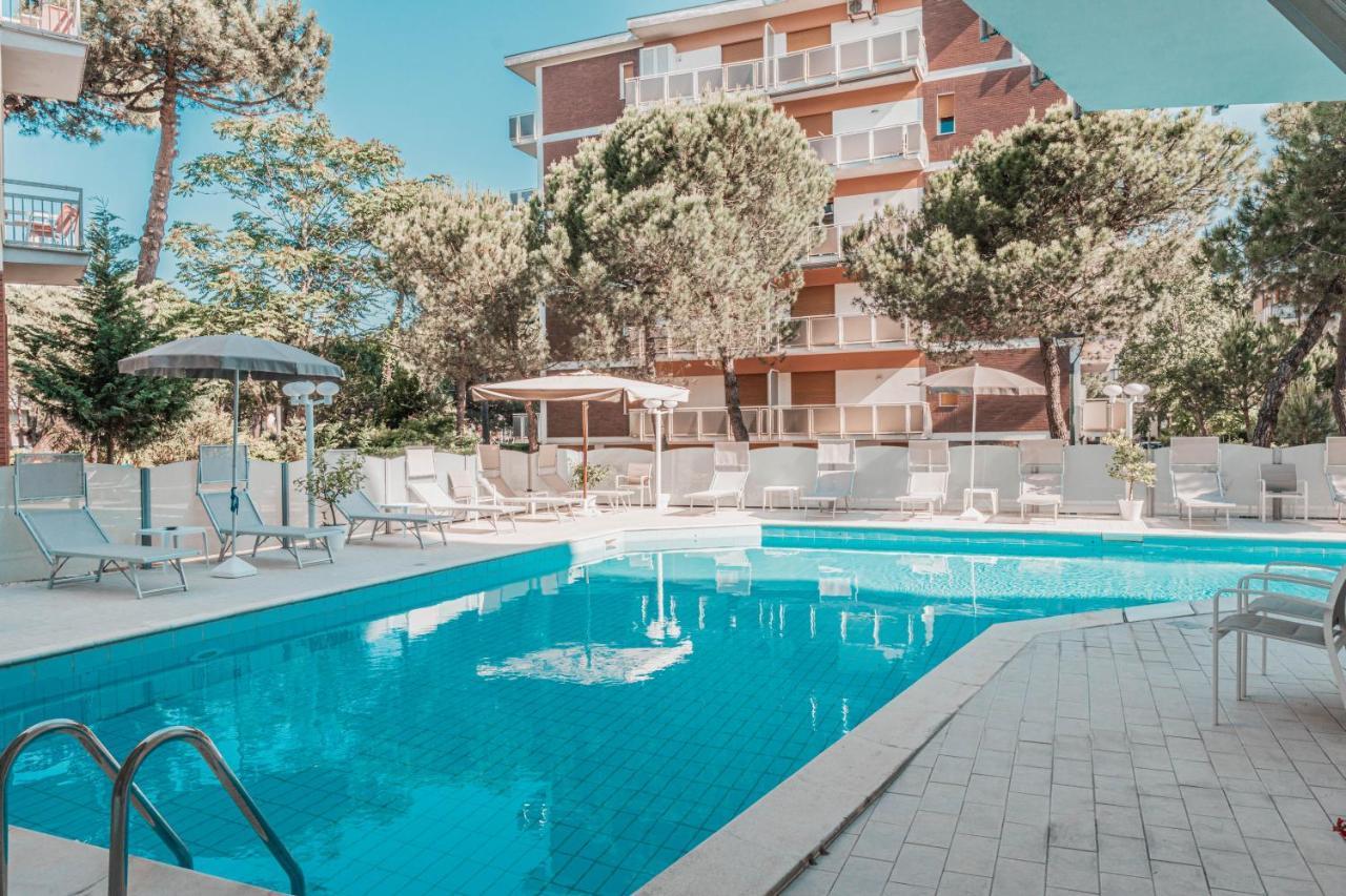 Hotel San Giorgio ميلانو ماريتيما المظهر الخارجي الصورة