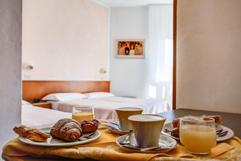 Hotel San Giorgio ميلانو ماريتيما المظهر الخارجي الصورة