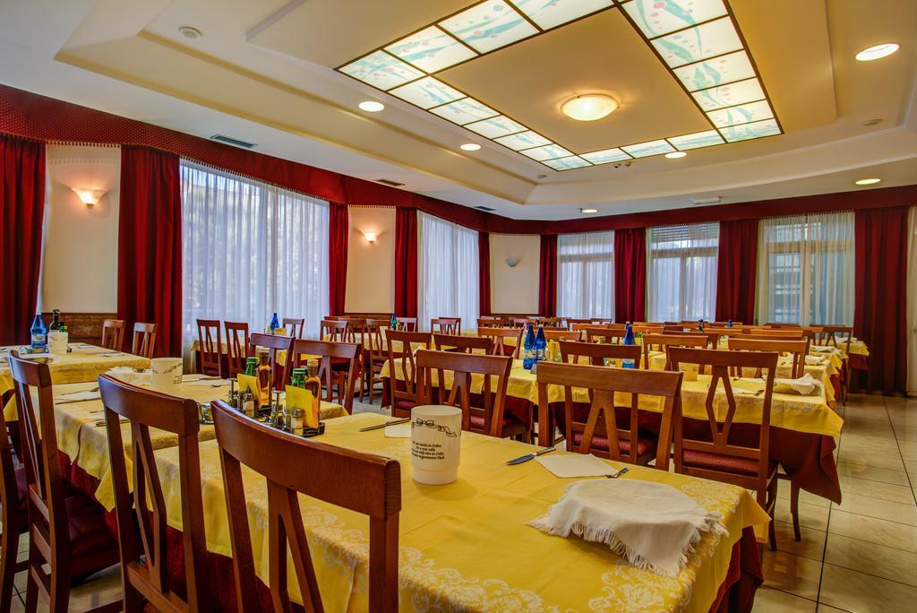 Hotel San Giorgio ميلانو ماريتيما المظهر الخارجي الصورة