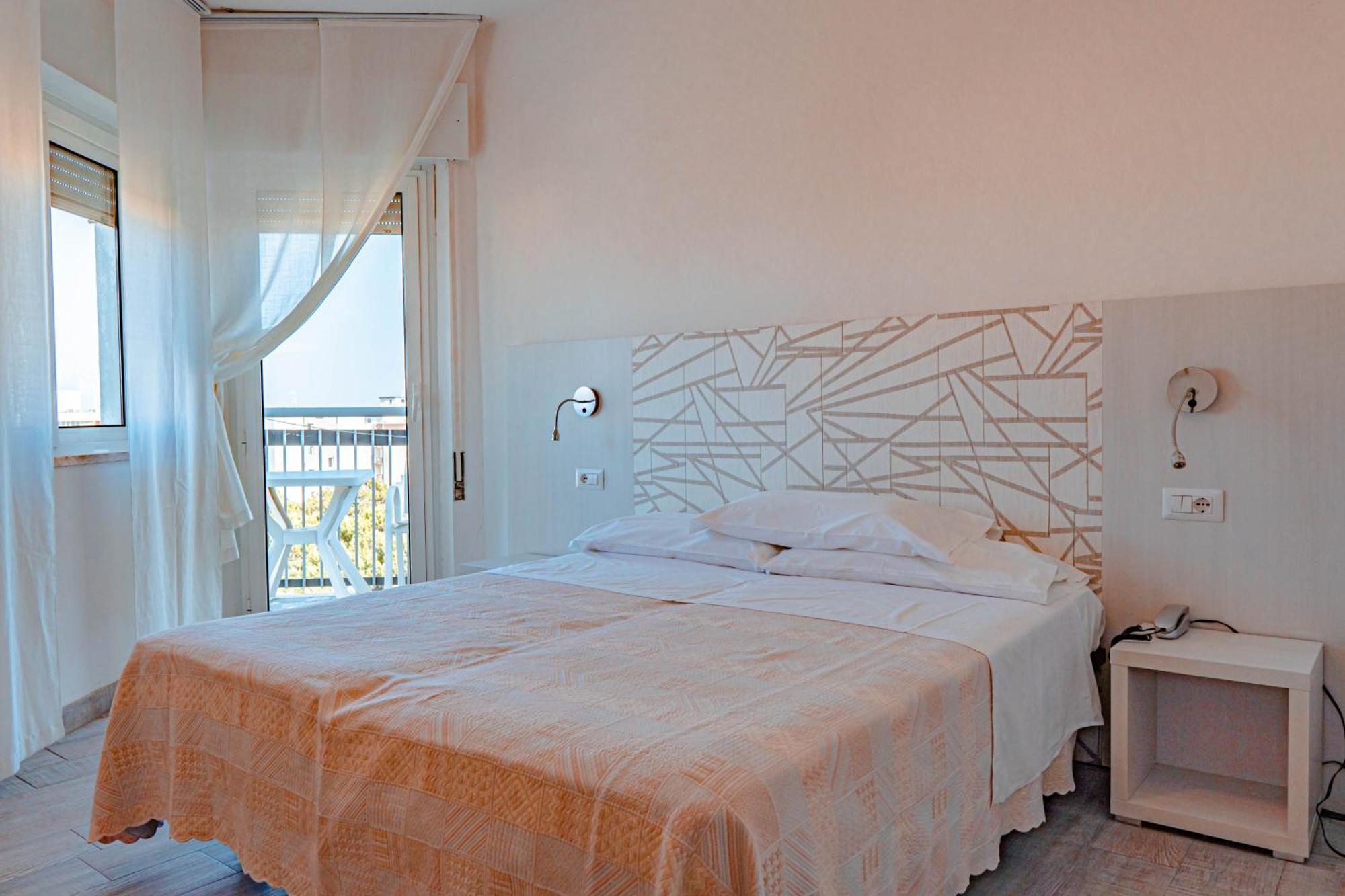 Hotel San Giorgio ميلانو ماريتيما المظهر الخارجي الصورة